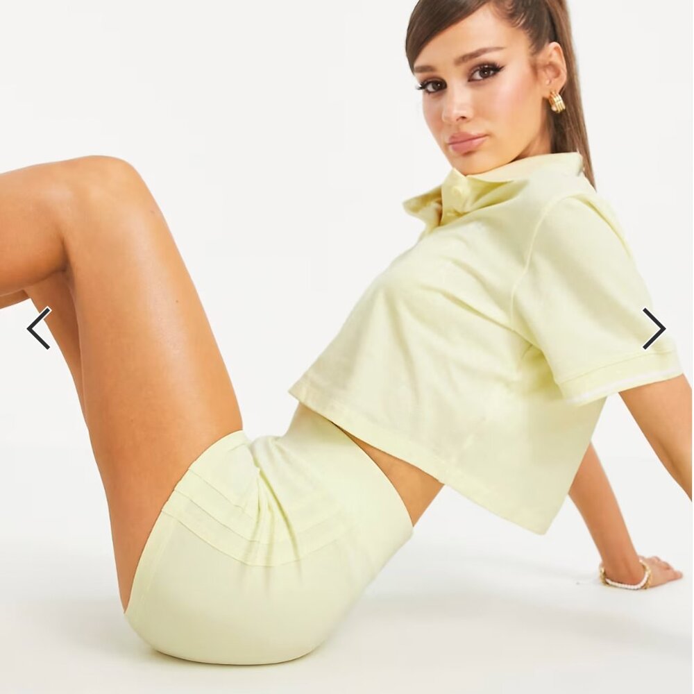 Adidas Originals Tennis Shorts (Size L)